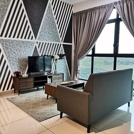 Conezion Residence Putrajaya Nearby Ioi City Mall المظهر الخارجي الصورة
