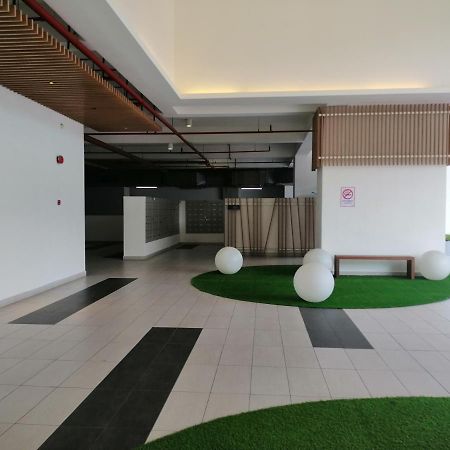 Conezion Residence Putrajaya Nearby Ioi City Mall المظهر الخارجي الصورة