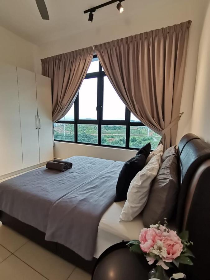 Conezion Residence Putrajaya Nearby Ioi City Mall المظهر الخارجي الصورة